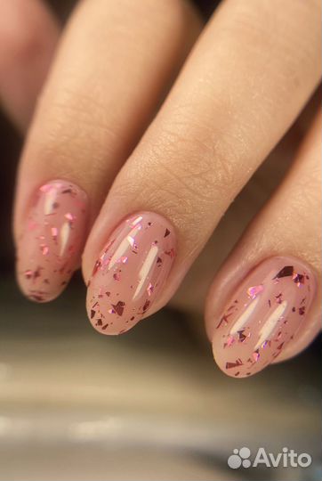 Маникюр и педикюр