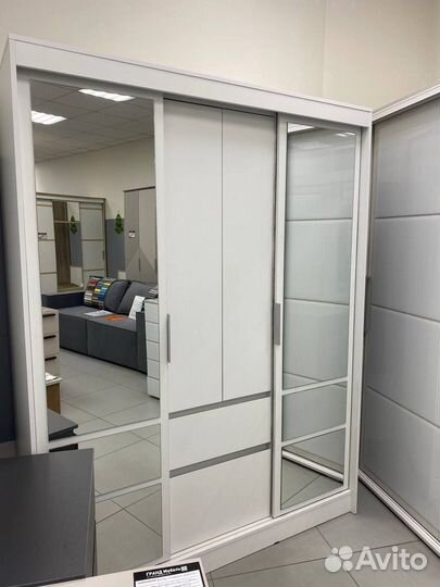 Шкаф симпл белый с зеркалом