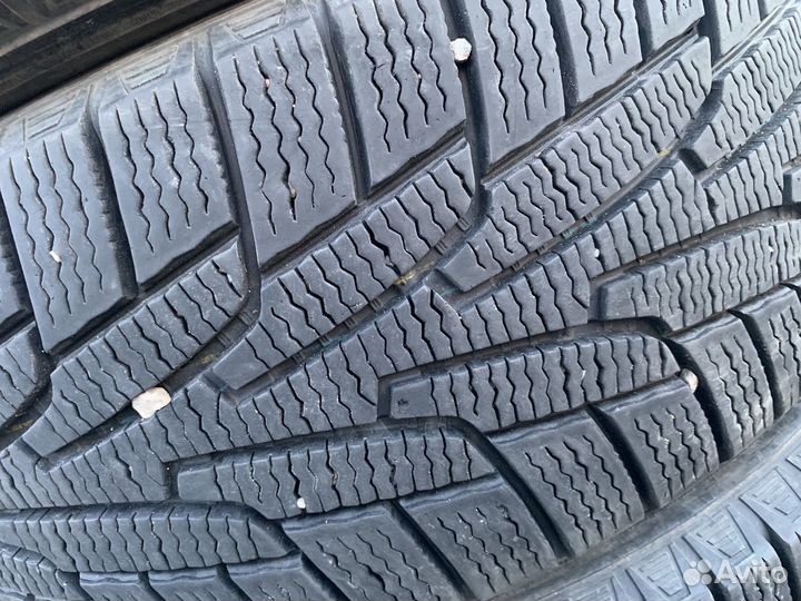 Kumho I'Zen KW31 235/55 R17