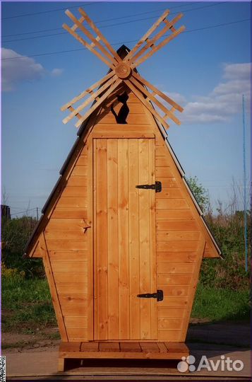 Уличный туалет деревянный TVP571