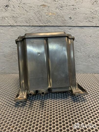 Абсорбер топливных паров Porshe Panamera 970 рест