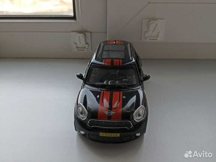Машинка mini cooper