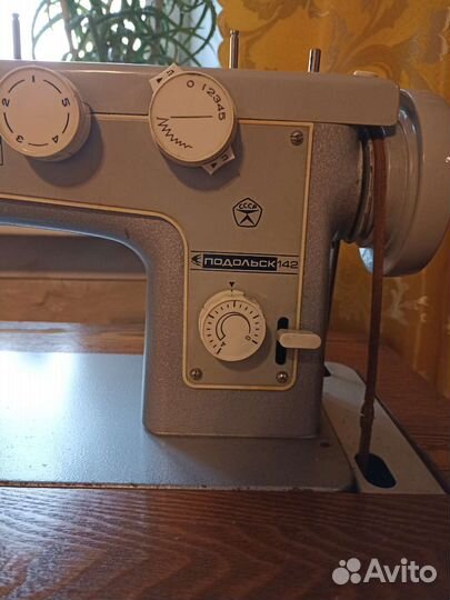 Швейная машина Подольск 142