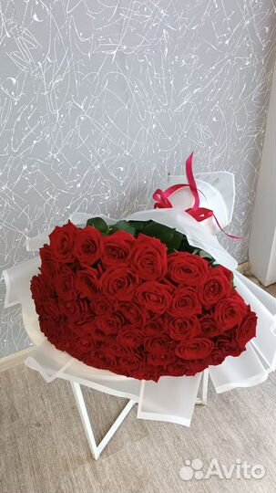 Шикарные розы 70 см крупные