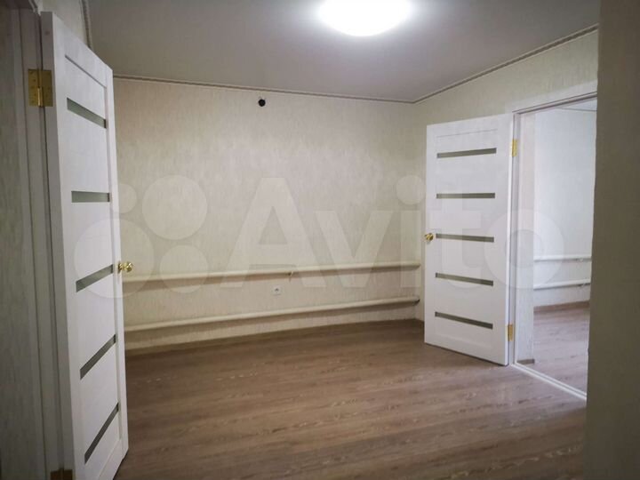 Дом 61 м² на участке 2 сот.