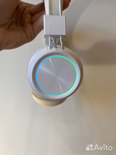 Беспроводные наушники BT-212