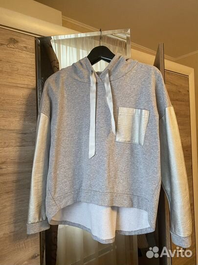 Кофта с капюшоном