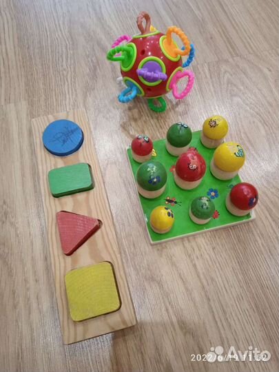 Развивающие игрушки