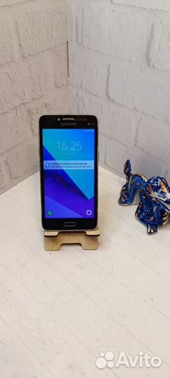 Смартфон Samsung Galaxy J2 Prime SM-G532F