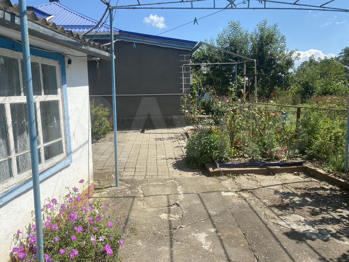 Дом 56 м² на участке 11 сот.