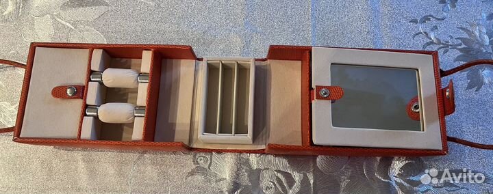 Шкатулка для украшений новая