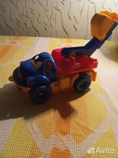Грузовики и формочки
