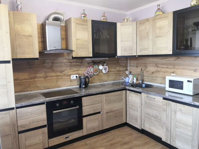 2-к. квартира, 64 м², 6/10 эт.