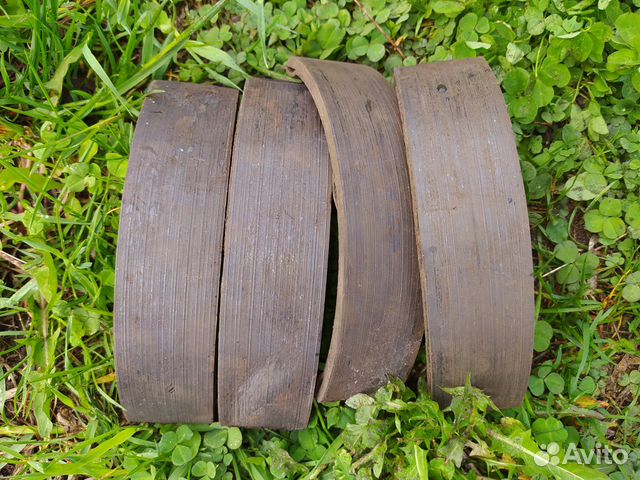 Продаю задние колодки комплект, барабан 1 шт