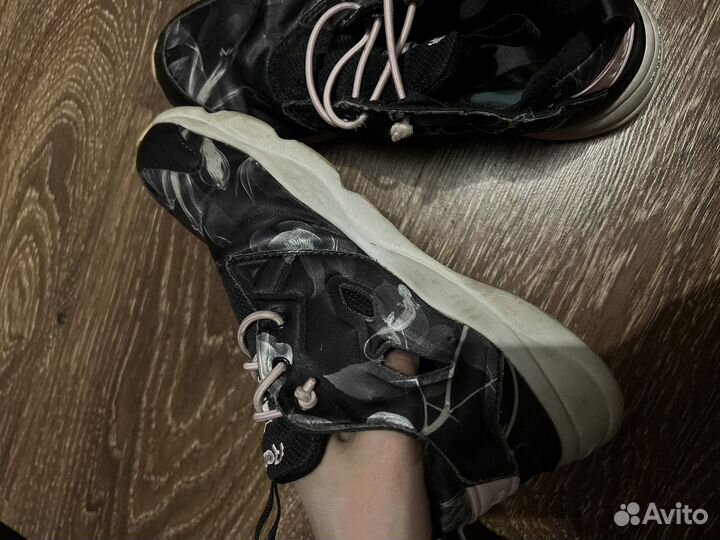 Кроссовки reebok женские