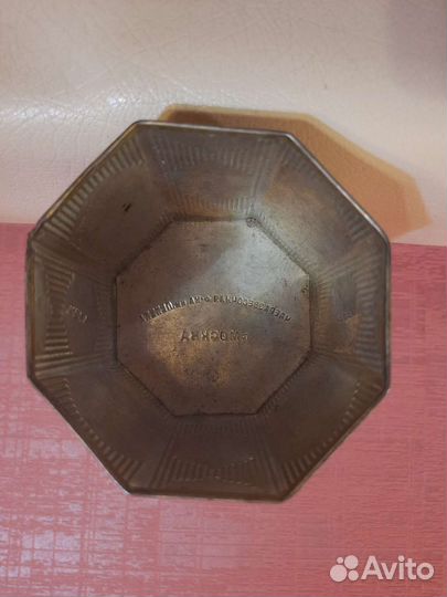 Банка из под чая