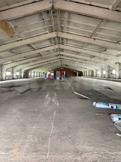 Склад, 2100 м²