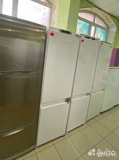 Холодильник Б/У в отличном состоянии