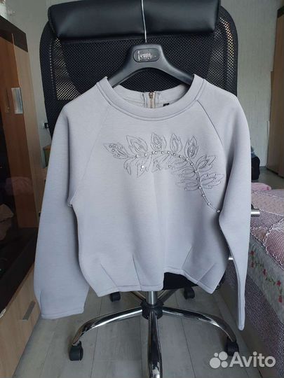 Свитшот (кофта), р. S