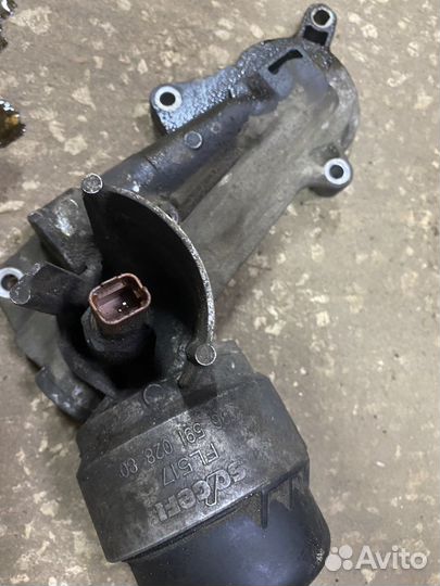 Корпус масляного фильтра Пежо 408 EC5