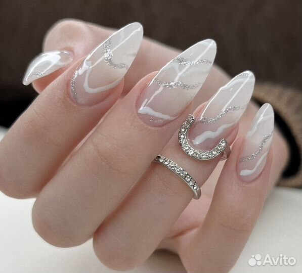 Маникюр педикюр брови