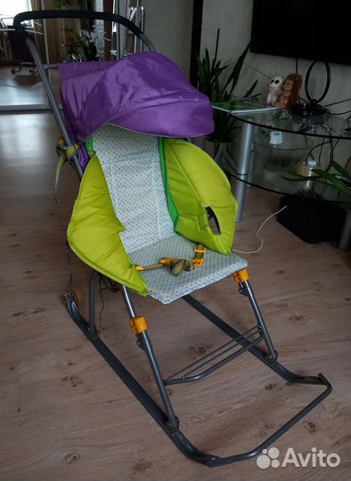 Санки для малышей на колесах