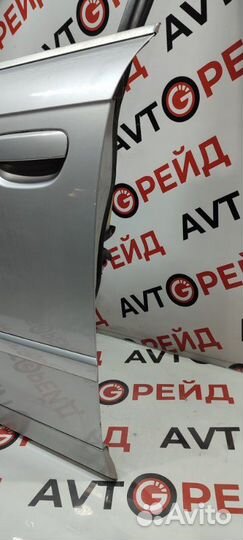 Дверь боковая передняя левая Audi A4 B7 BFB