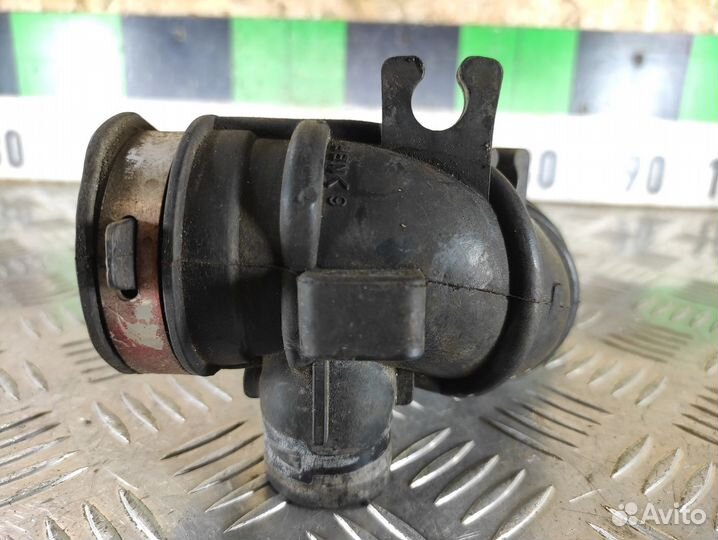 Патрубок воздушного фильтра Mazda Carol 2004-2009