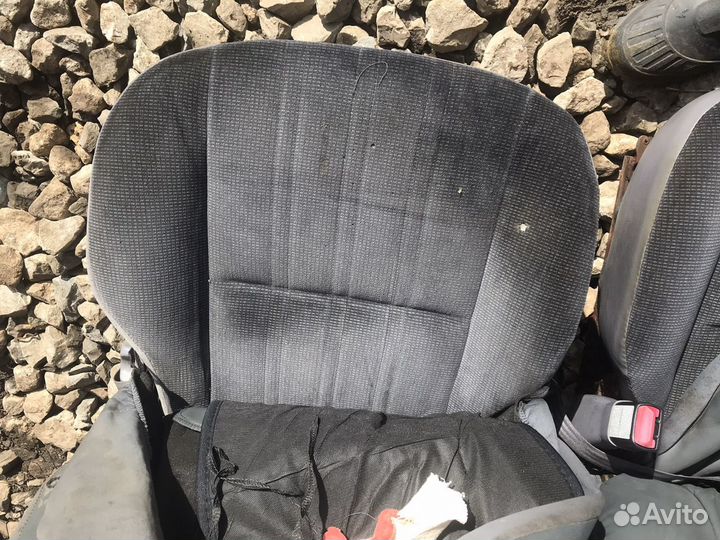 Ford contour пара сидений