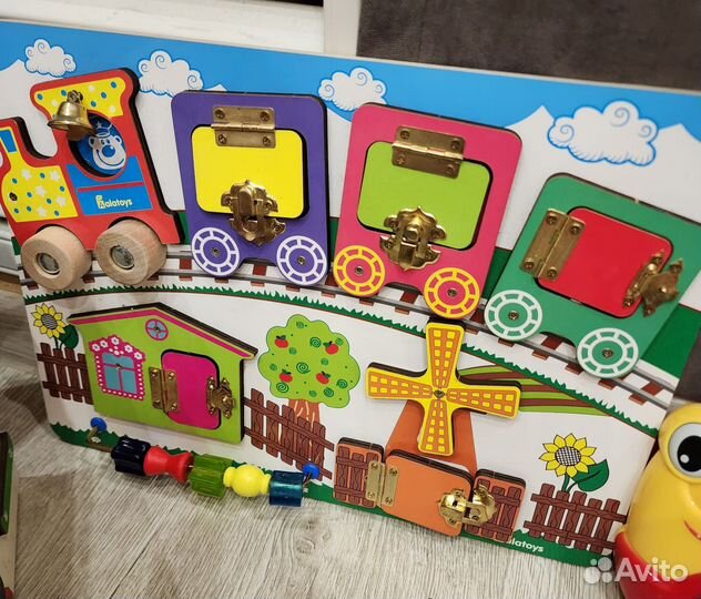 Развивающие игрушки пакетом