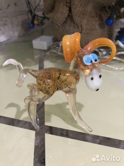 Статуэтка из стекла