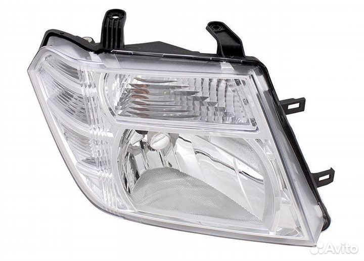 Фара правая Nissan Pathfinder R51 (2010-2014)