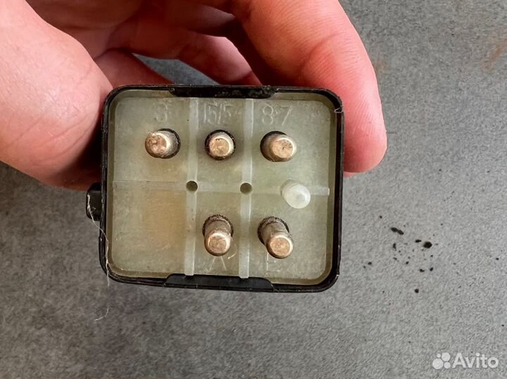 Реле центрального замка mercedes w123