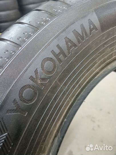 Yokohama BluEarth AE50 215/65 R17 99V