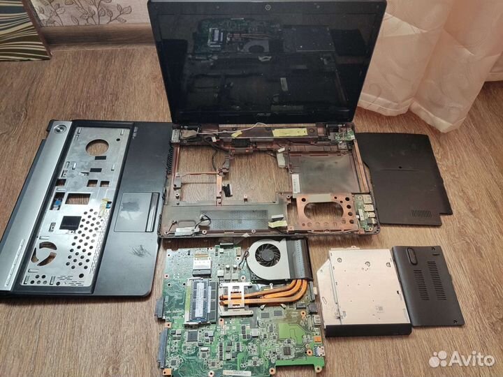 Ноутбуки в разбор