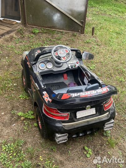 Детский электромобиль