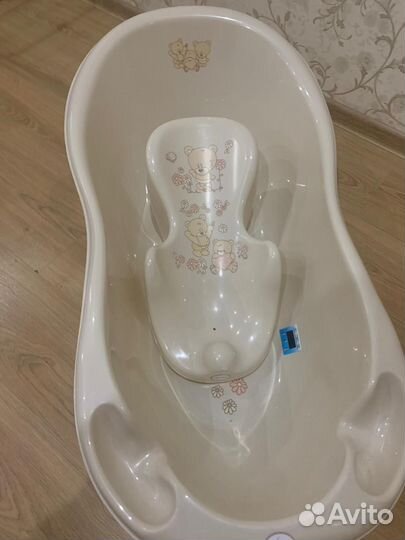 Ванночка для купания с подставкой
