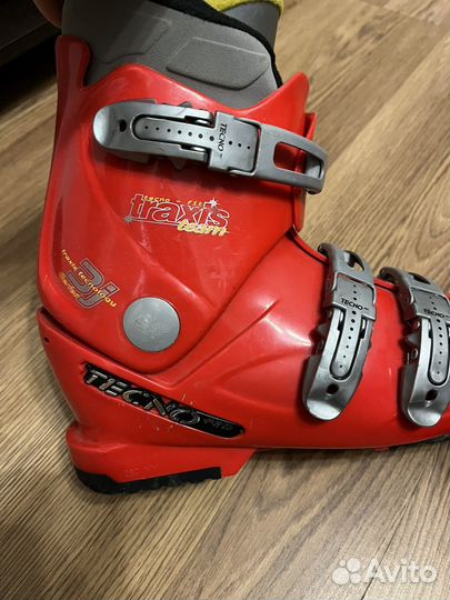 Горнолыжные ботинки