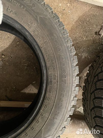 Accelera 651 2.25/65 R17