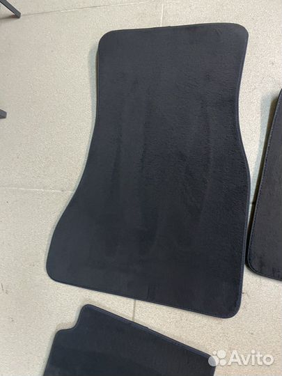 Автомобильные коврики для Bmw g30