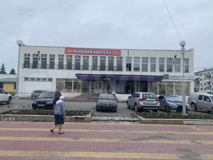 Торговая площадь, 650 м² на потоке чижика