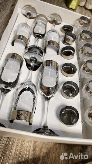 Набор стаканов