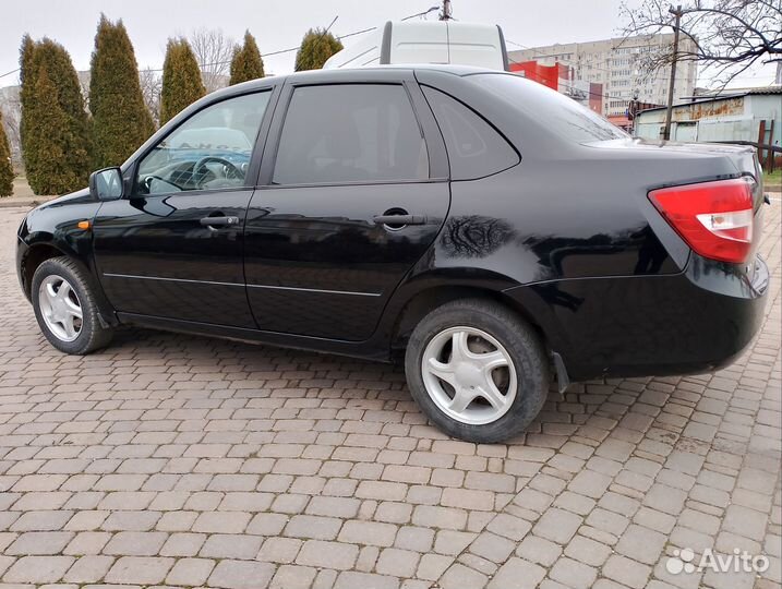 LADA Granta 1.6 МТ, 2013, 160 000 км