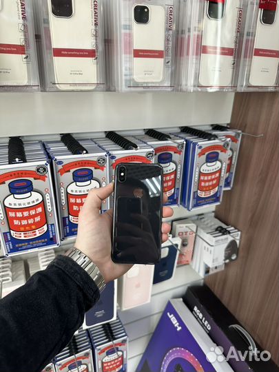 iPhone X, 256 ГБ