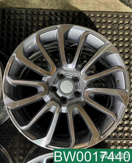 Диски R20 Land Rover Б/у Литые