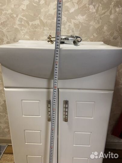 Раковина с тумбой+смеситель