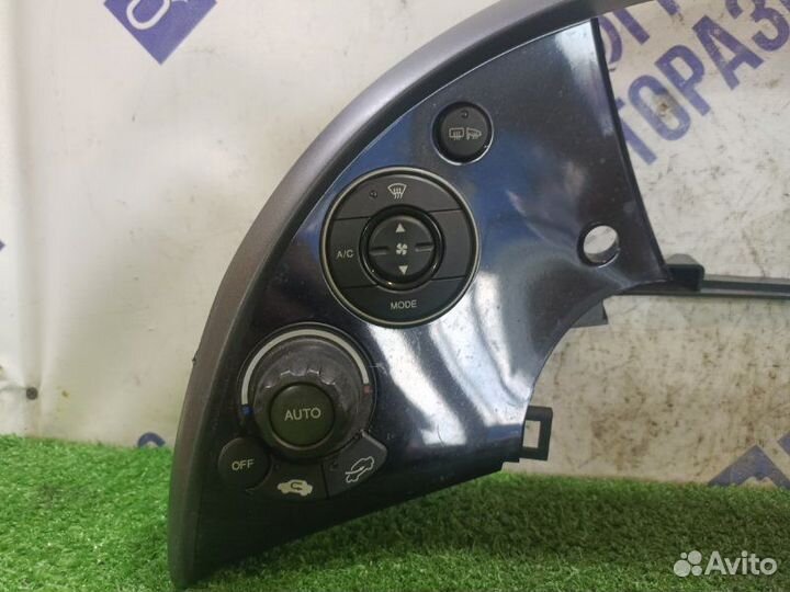 Накладка панели приборов Honda Civic хэтчбек 1.8