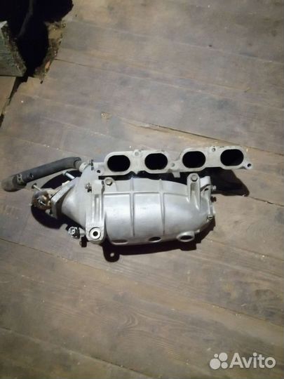 Впускной коллектор Toyota