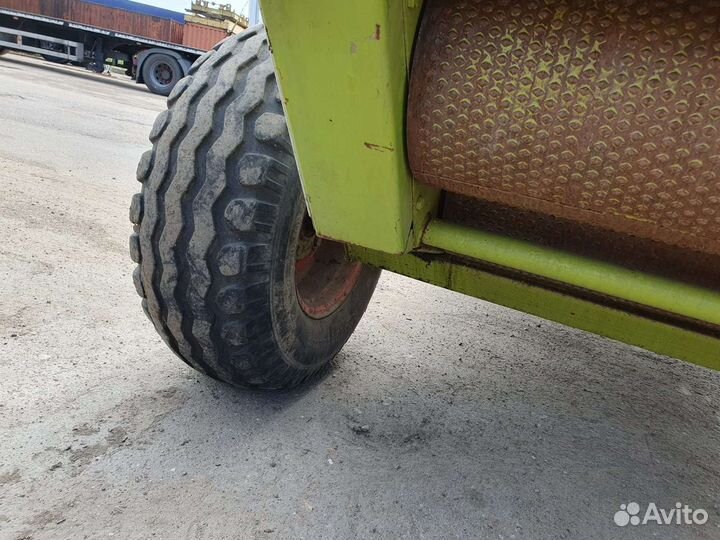 Пресс-подборщик Claas Rollant 62, 1992