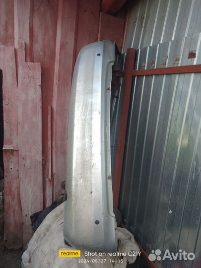 Задний бампер